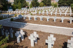 Le cimetière militaire de Korça compte 640 tombes - Photo Virginie Favrel