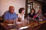 Frédéric Pruhlière, Kaliopa Krivasija Stilinovik, Ivana Dimitrovska et Alain Valentini face aux journalistes - Photo Virginie Favrel